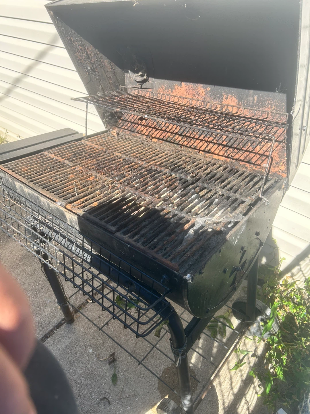 Char-Griller Charcoal Grill - photo 4