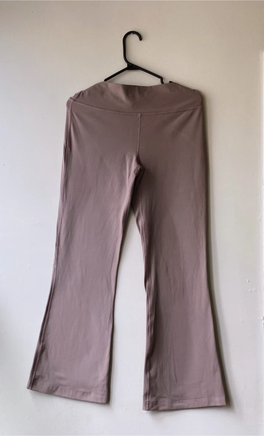 Lululemon Groove Nulu High Rise Flared Pants (Ashen Rose) - photo 5