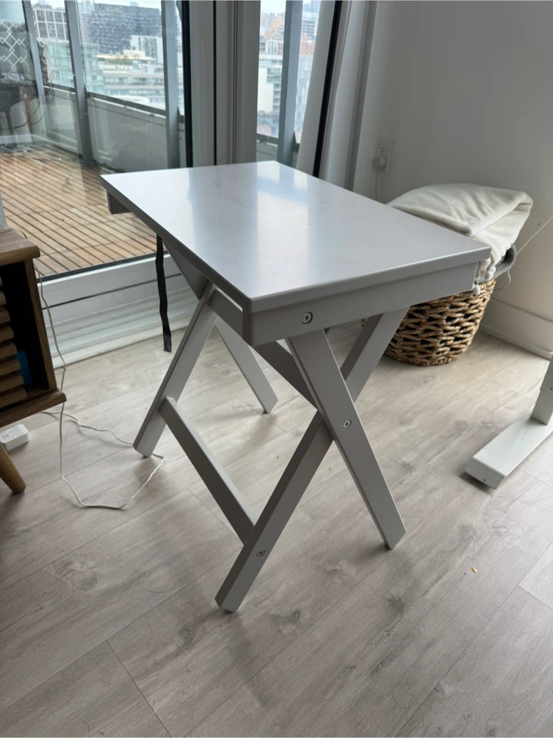 IKEA FJÄLLBO Laptop Table