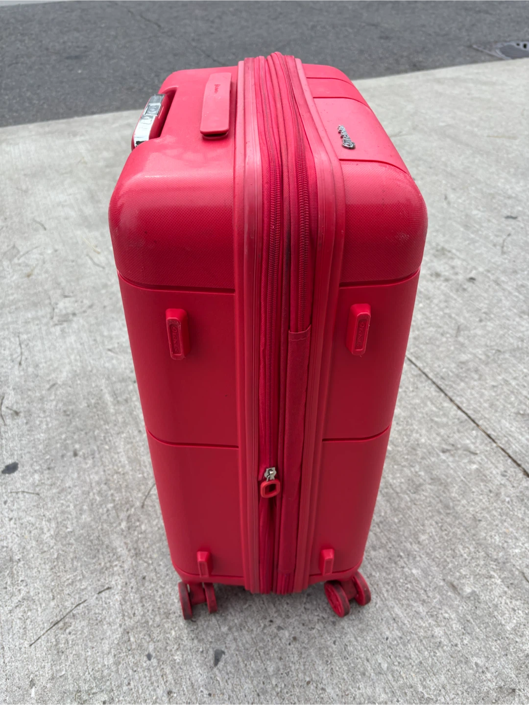 Medium Check in Echolac Red Spinner Luggage - photo 5