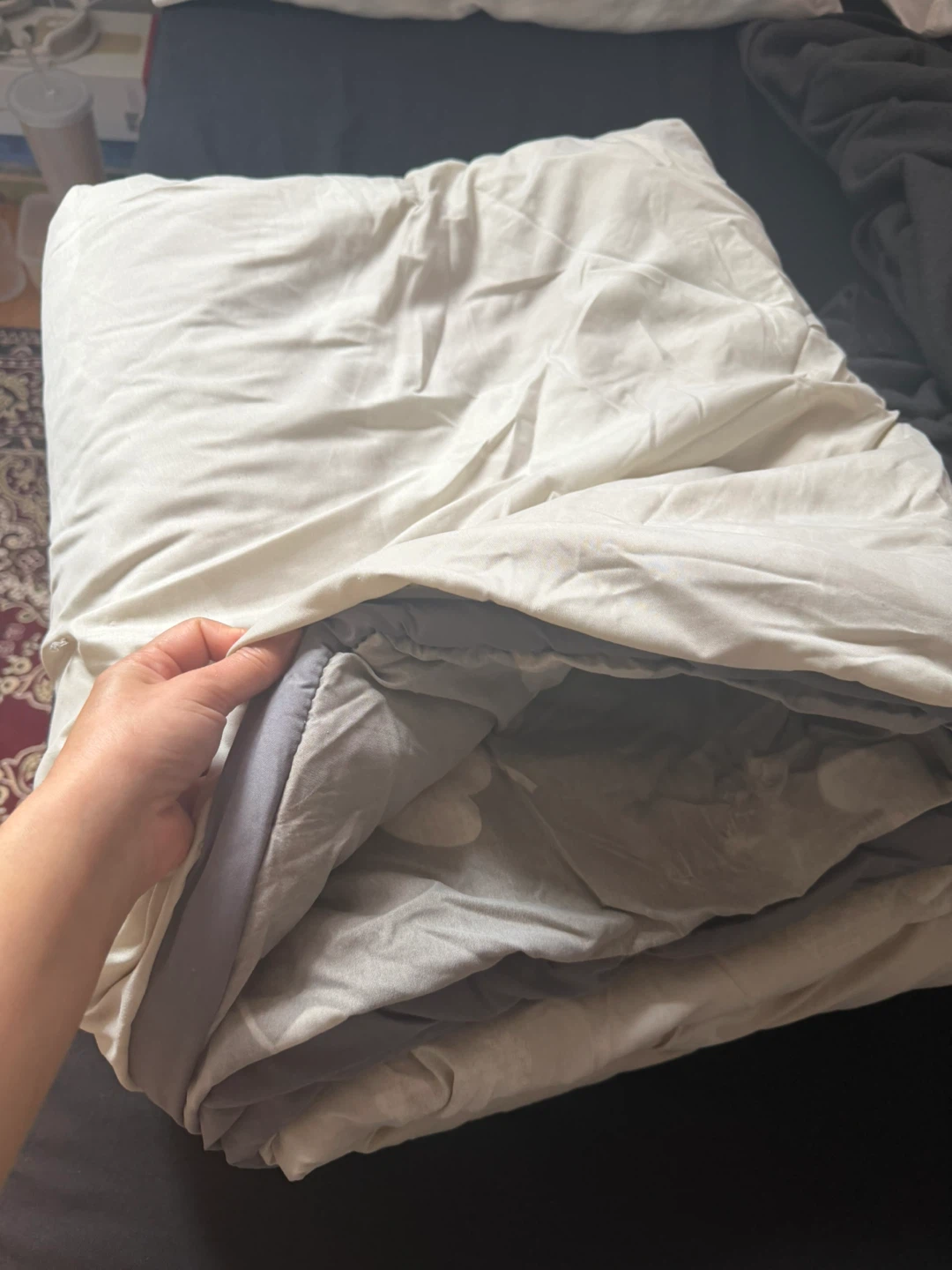 Dual-tone Reversible Comforter