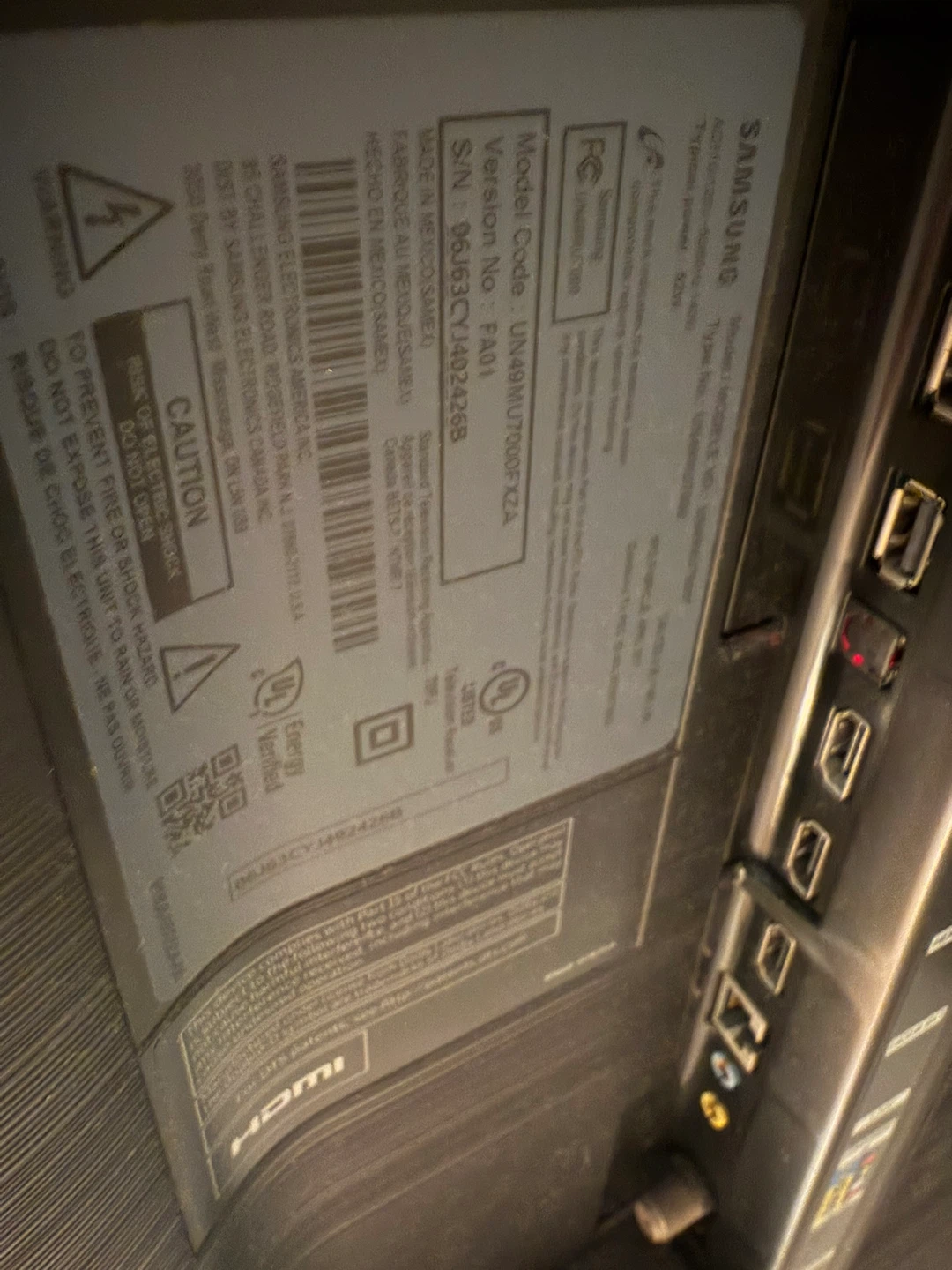 Samsung 49-inch 4K UHD Smart TV - photo 2