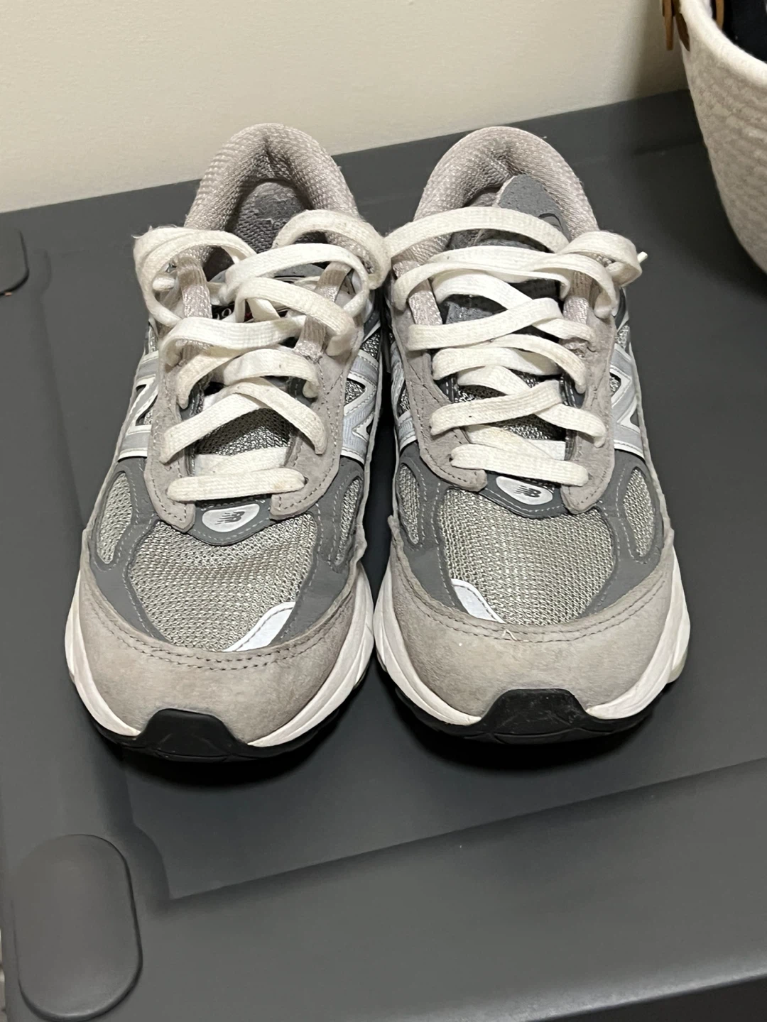 New Balance 990 Sneakers