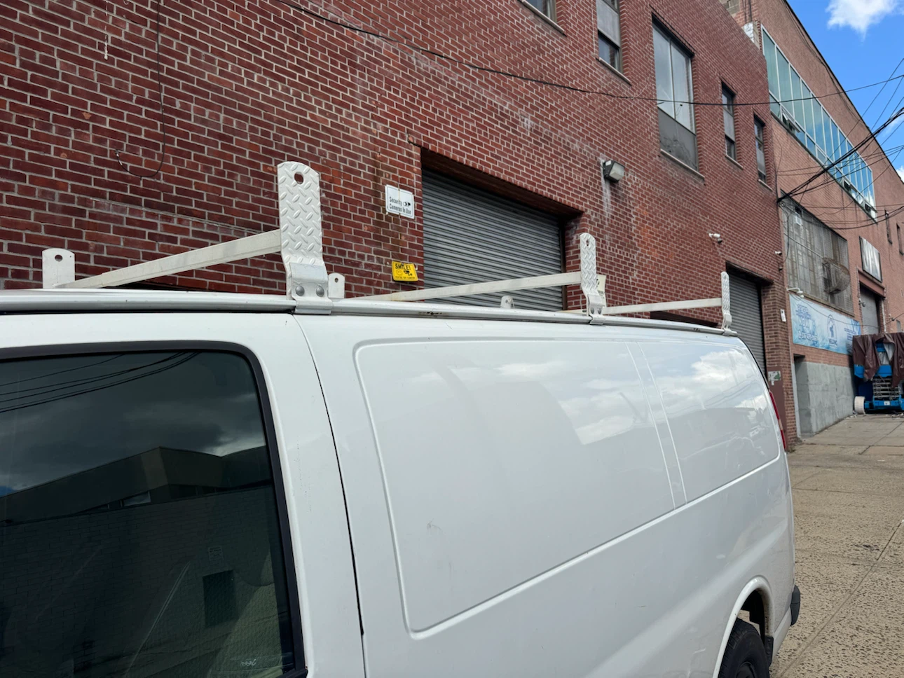 3- White Van Roof Ladder Rack - photo 3