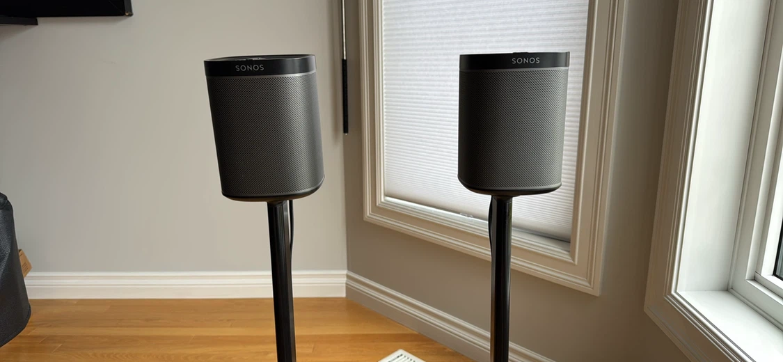 Two Sonos PLAY:1 Speakers with Stands - photo 2
