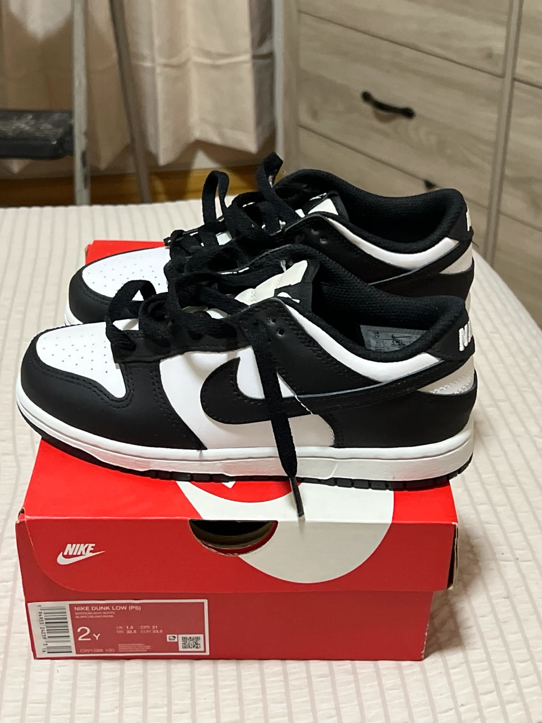 Nike Dunk Low (PS) Black and White - photo 2