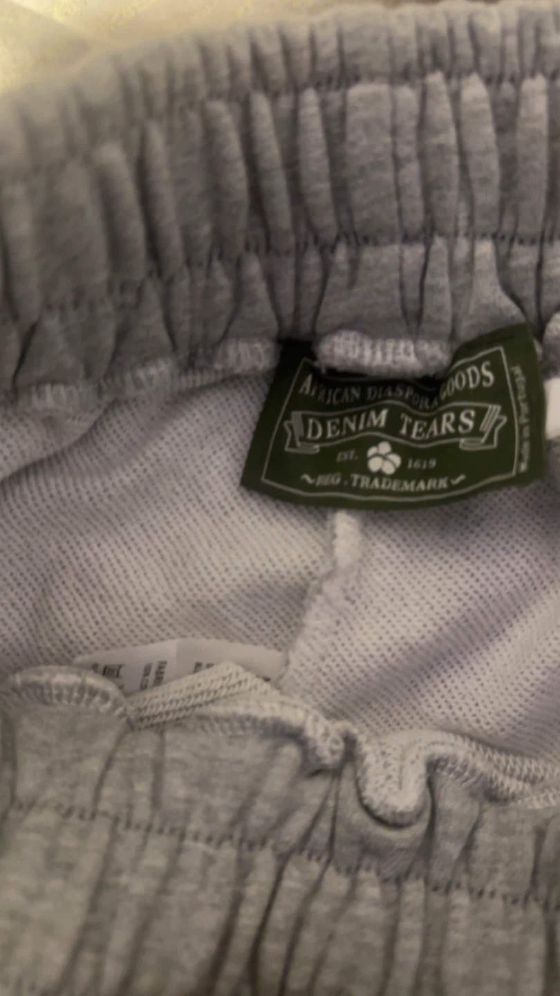 Denim Tears Cotton Wreath Sweat Shorts - photo 3