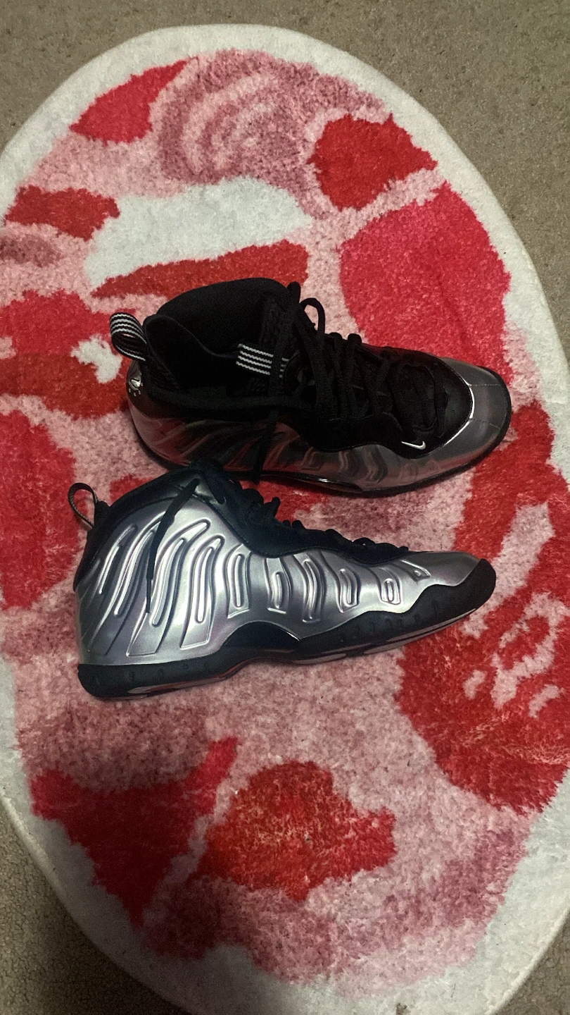 Nike Air Foamposite One Silver Sneakers - photo 3