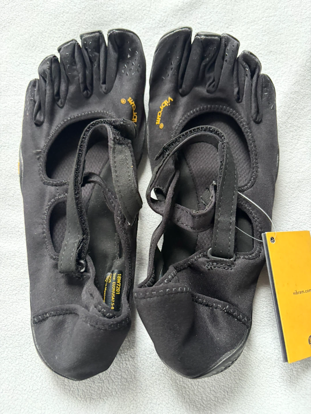 New Vibram Fivefingers Black Women Size US 7-5-8 Model 18W7201 - photo 3