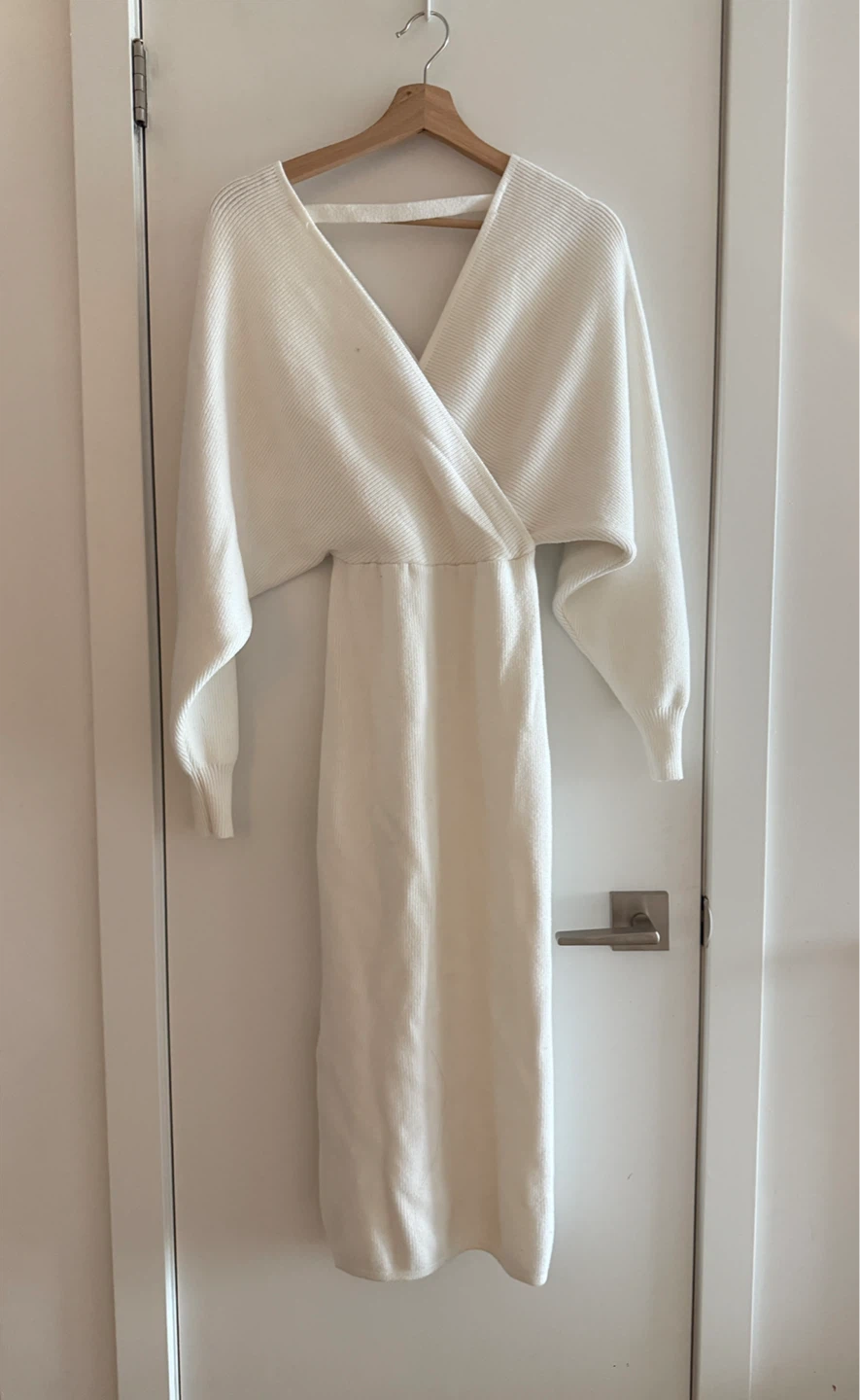 S/M White Knit Maxi Wrap Dress - photo 2