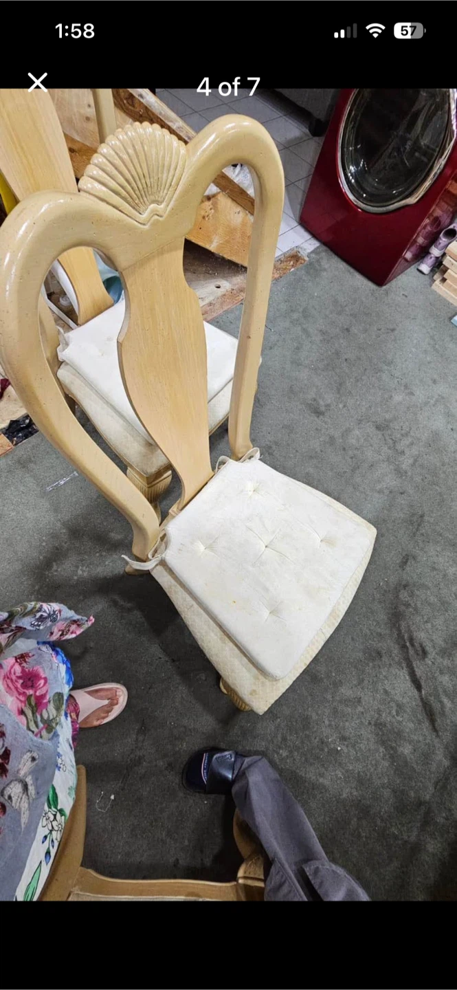 Dining table and 8 chairs set - photo 5