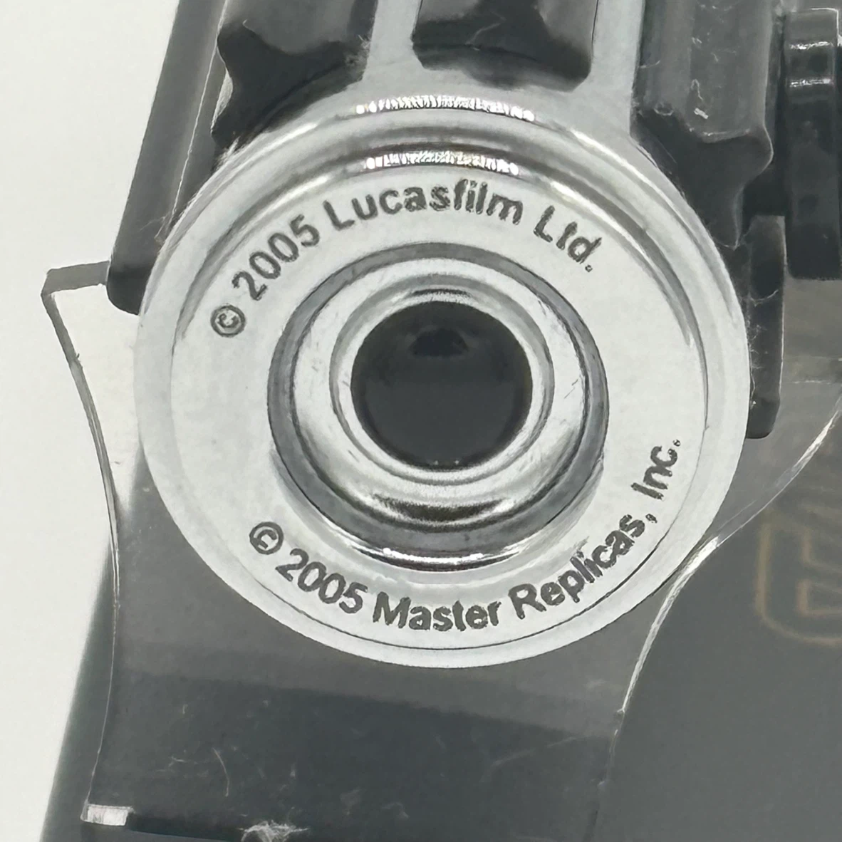Master Replicas Darth Vader Lightsaber - photo 5