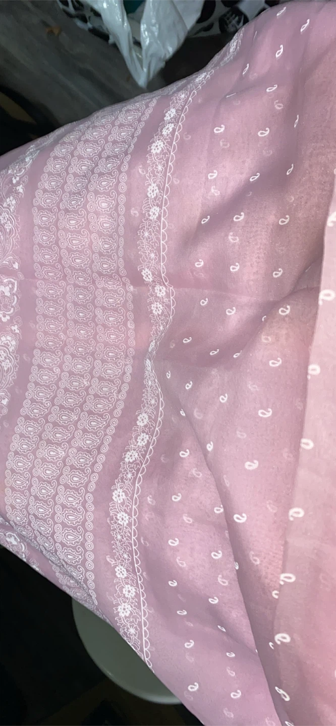 Pink patterned fabric - photo 2