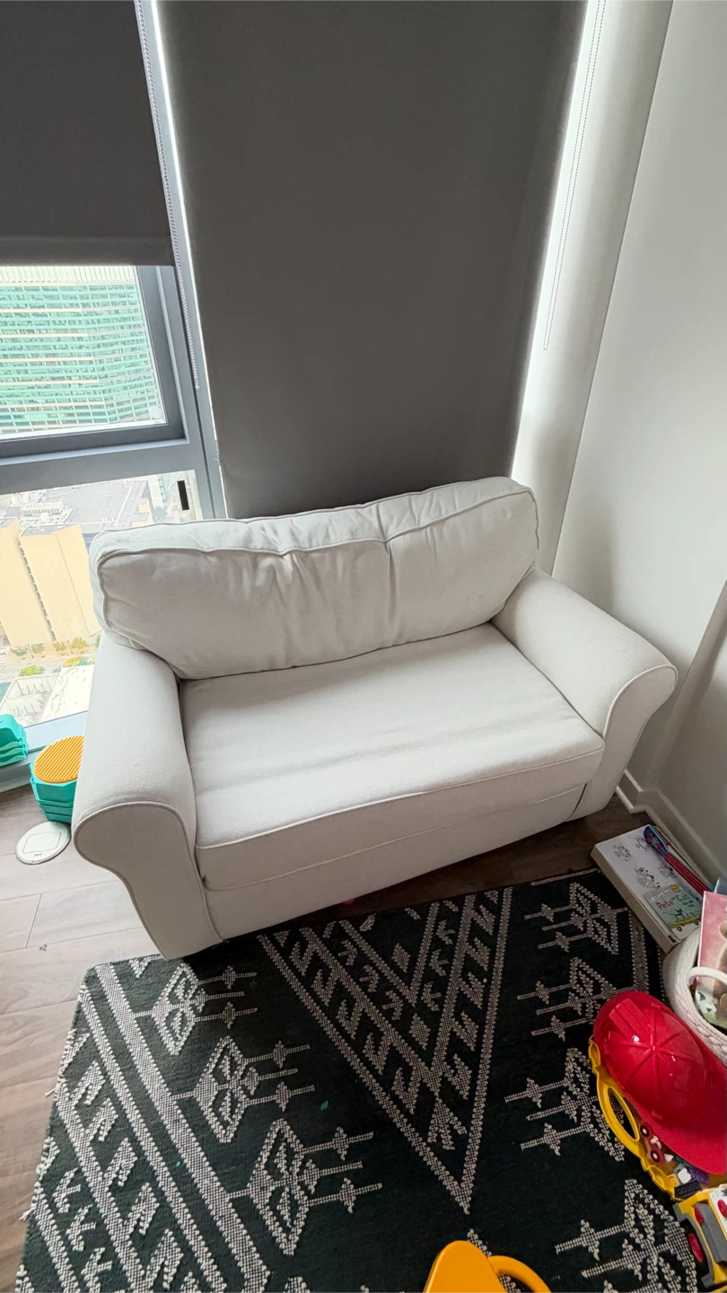 White Sleeper Loveseat / Sofa Bed