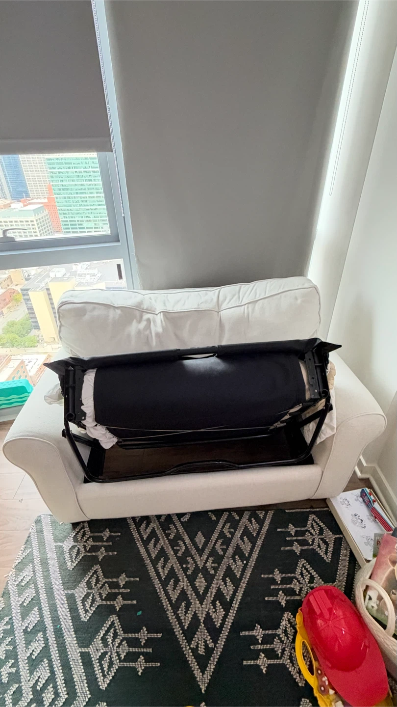 White Sleeper Loveseat / Sofa Bed - photo 4