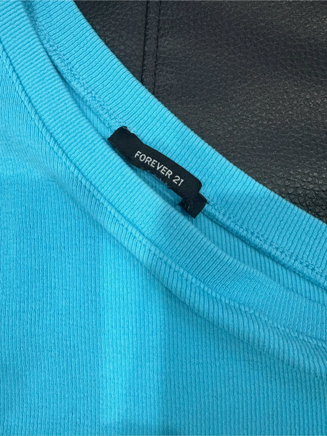 Forever 21 Ribbed One-Shoulder Crop Top - photo 2