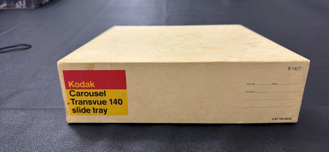 Kodak Carousel Transvue 140 Slide Tray