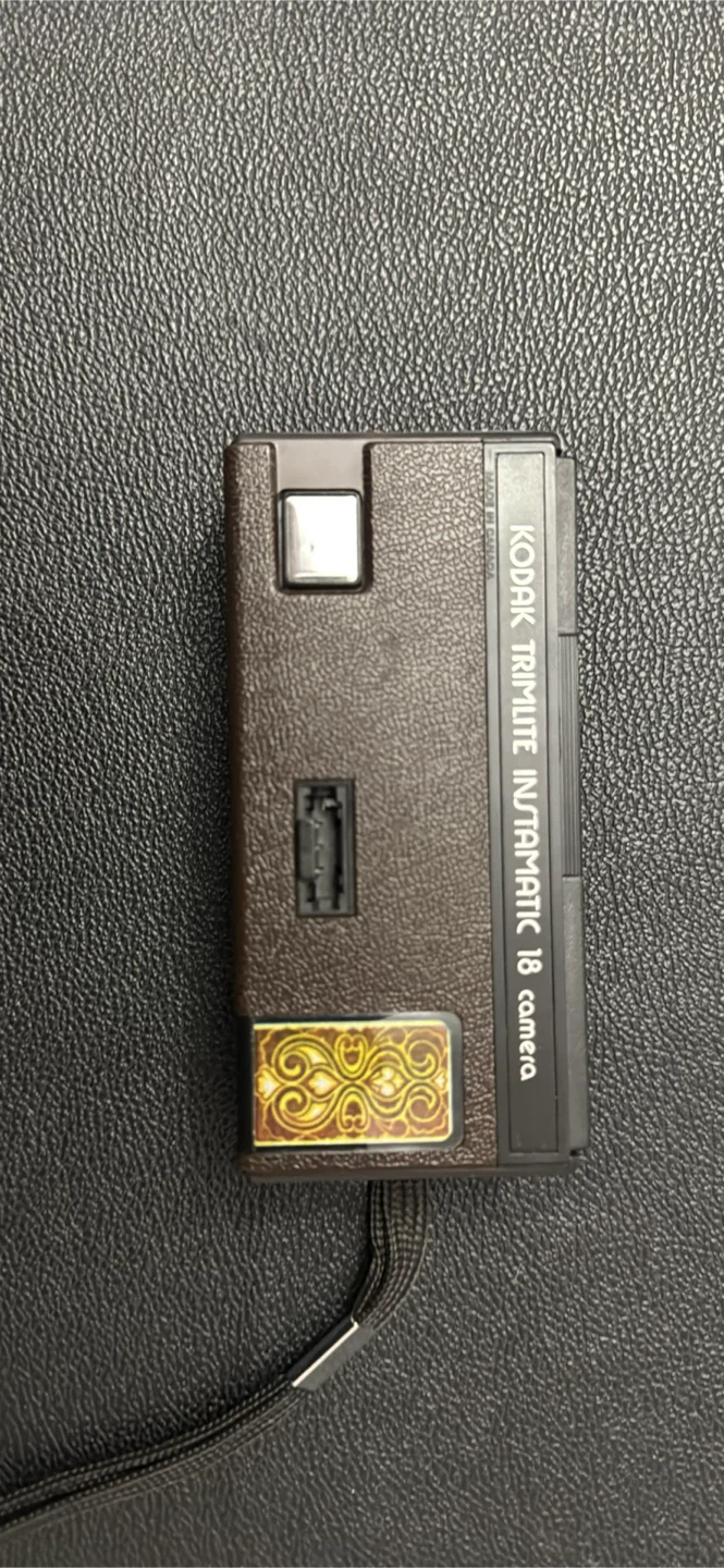 Kodak Trimlite Instamatic 18 Camera Outfit - photo 5