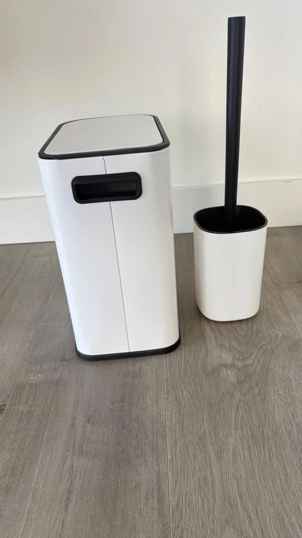 Bathroom pedal bin and toilet brush set - photo 3