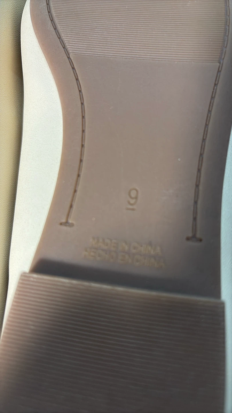 Old Navy Women's Cream Ballet Flats Size 9 - photo 3