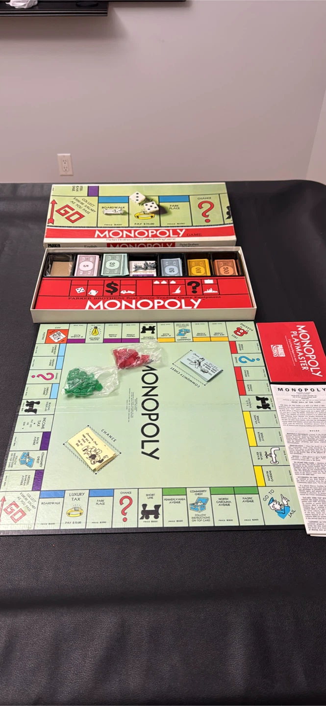 Vintage Parker Brothers Monopoly Board Game - photo 2