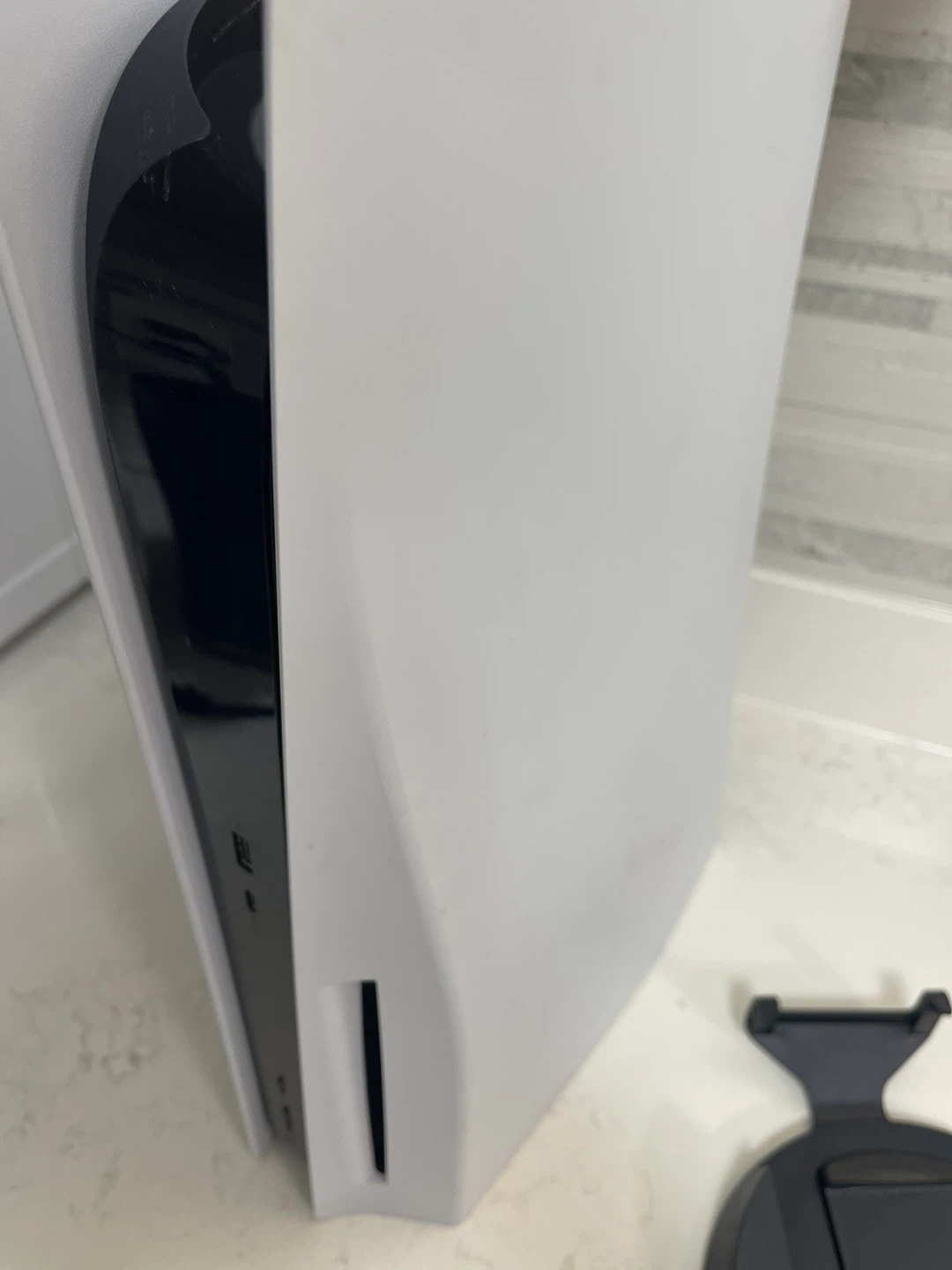 PS5 Disc Edition 825GB with 1 Controller - photo 4