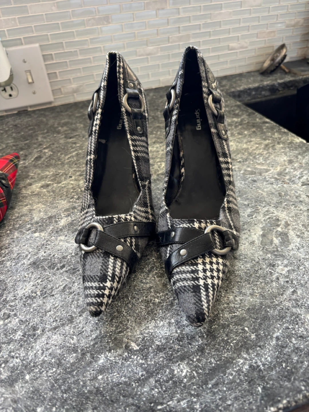 3 in heels 2/pairs
