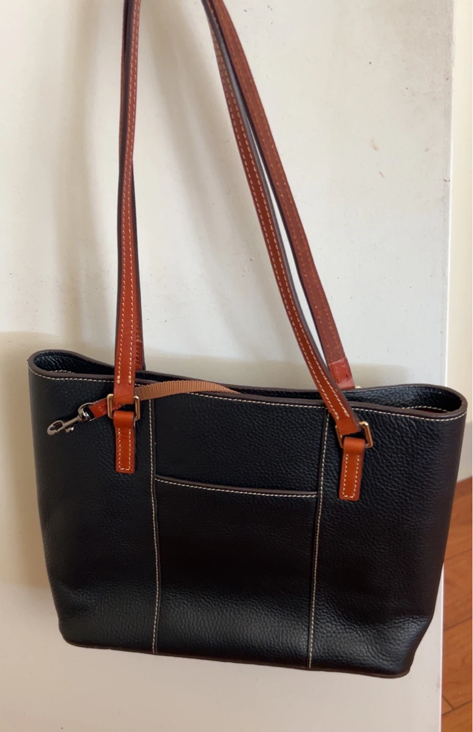 Dooney & Bourke - photo 2