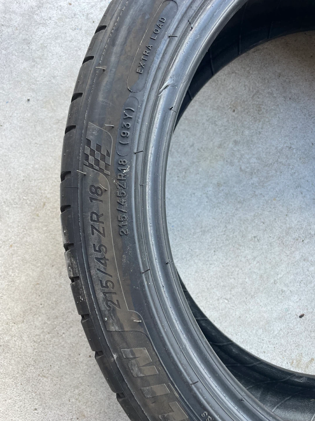 215/45/R18 - photo 4
