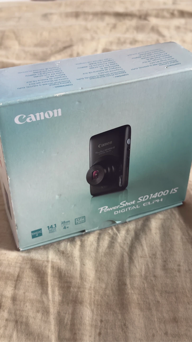 Canon PowerShot SD1400 IS Digital Camera - photo 2
