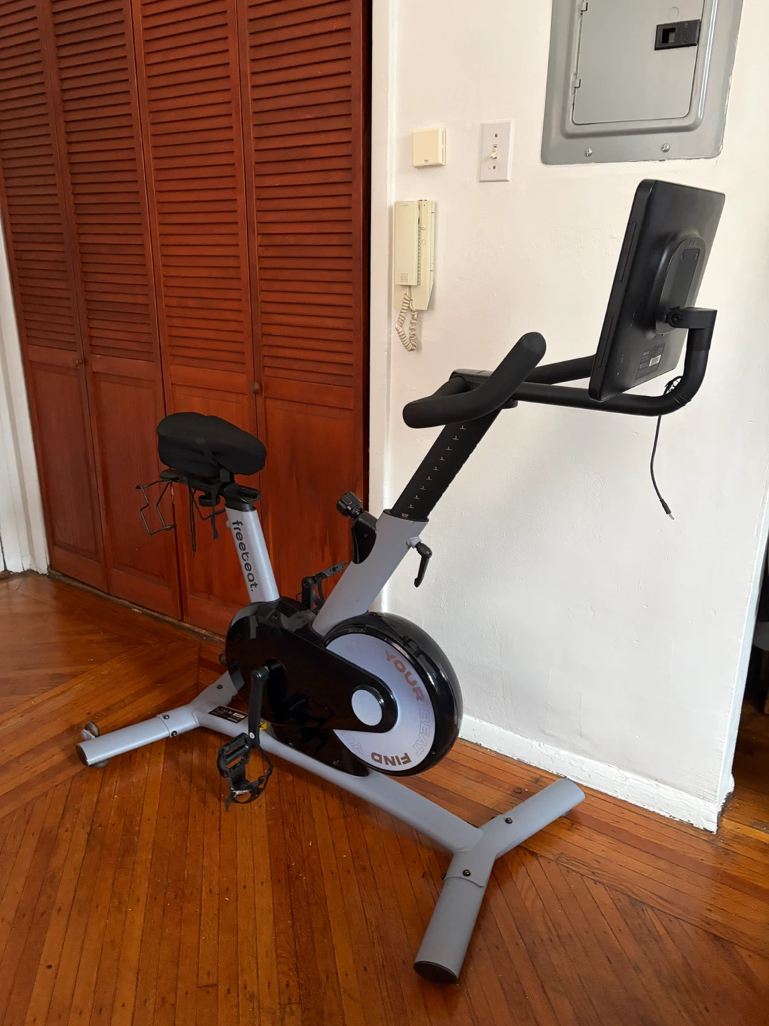 freebeat Exercise Bike
