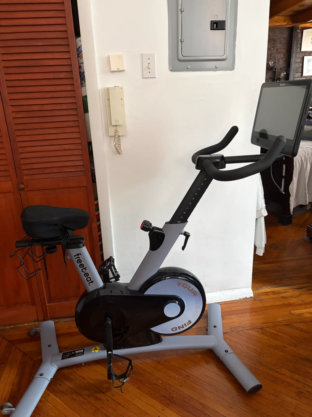 freebeat Exercise Bike - photo 2