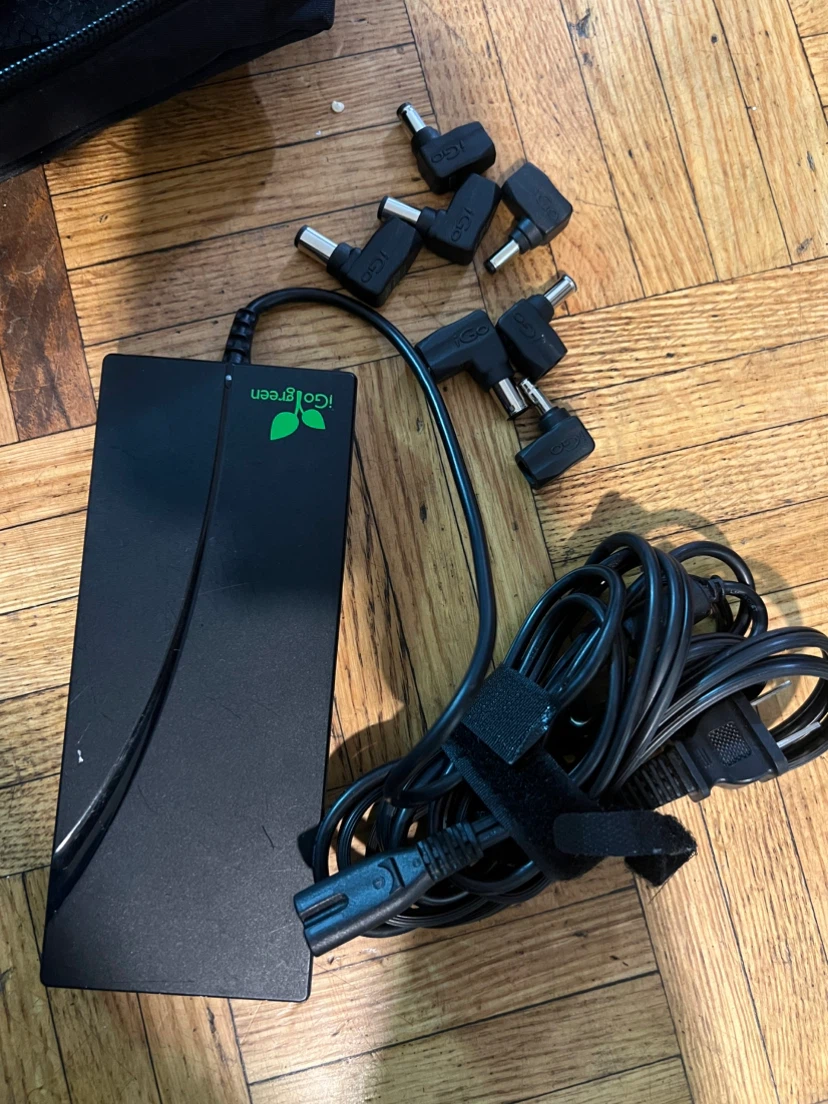 iGo Green Laptop Power Adapter - photo 2