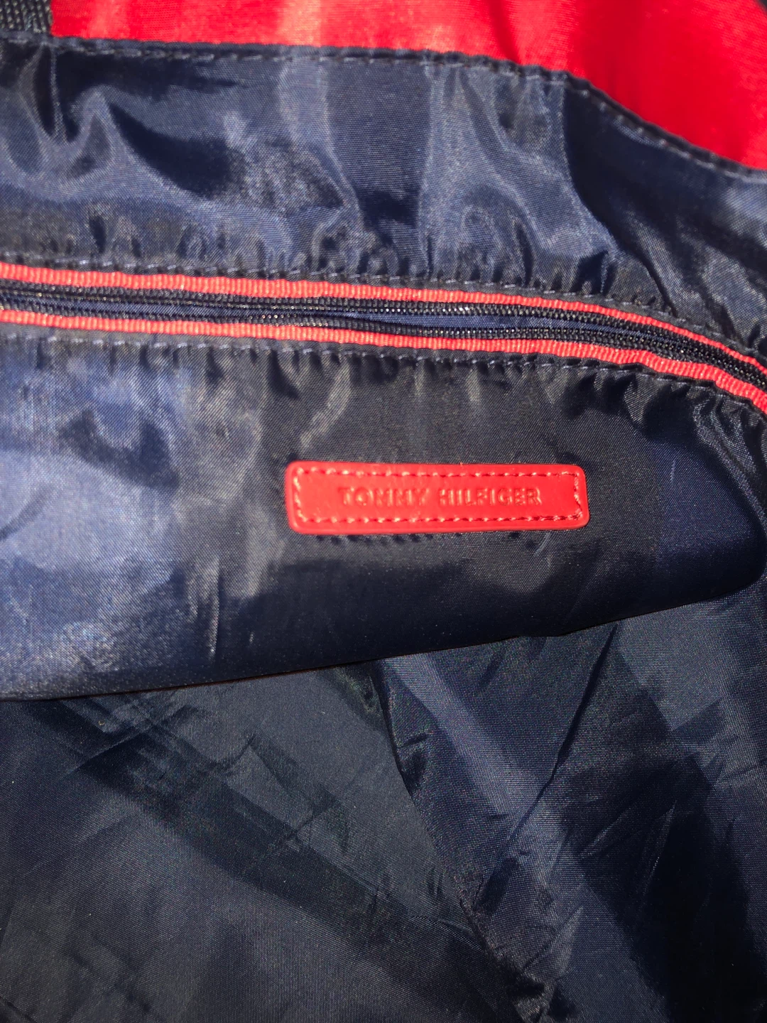 Tommy Hilfiger Red Tote Bag - photo 3