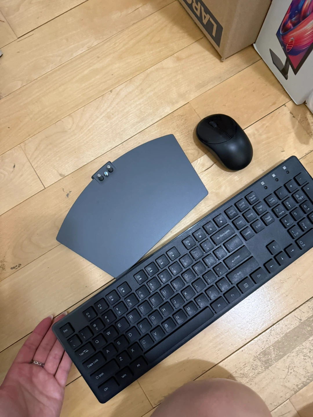 Dell 24 Monitor - no power cable - photo 2