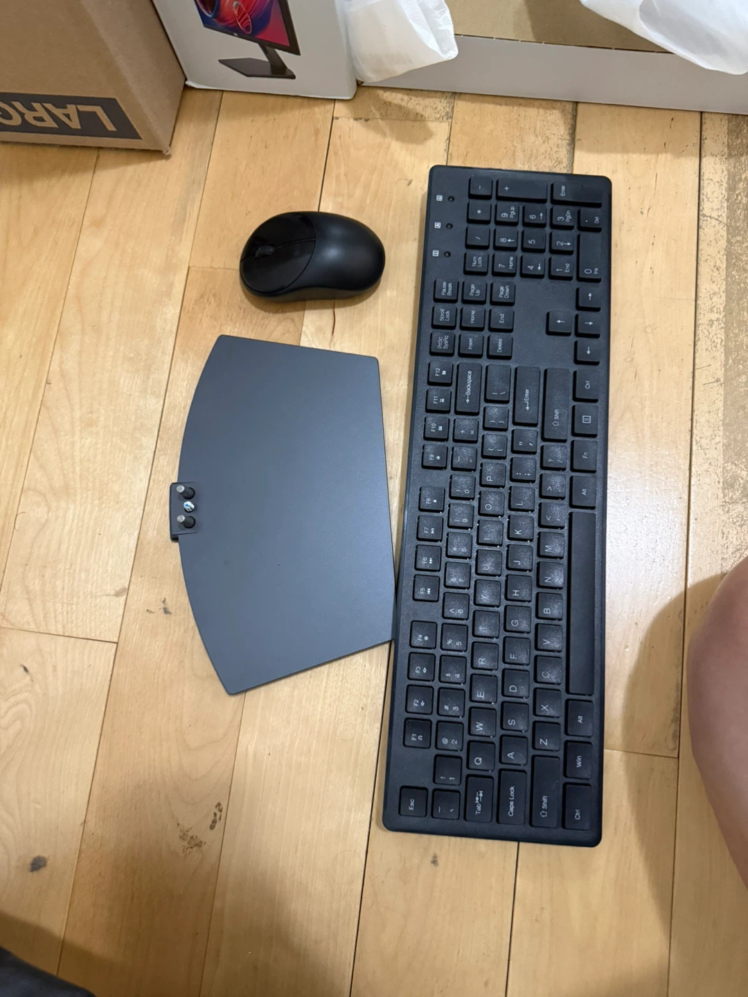 Dell 24 Monitor - no power cable - photo 3