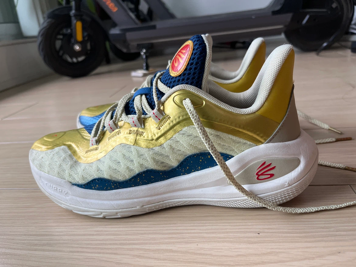 Under Armour Curry Basketball Shoes - photo 2