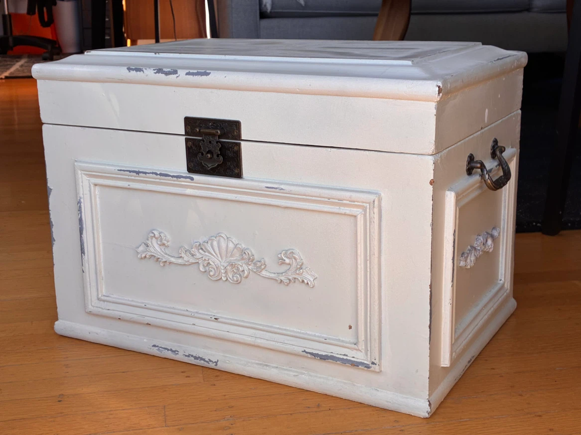 Shabby chic small storage trunk