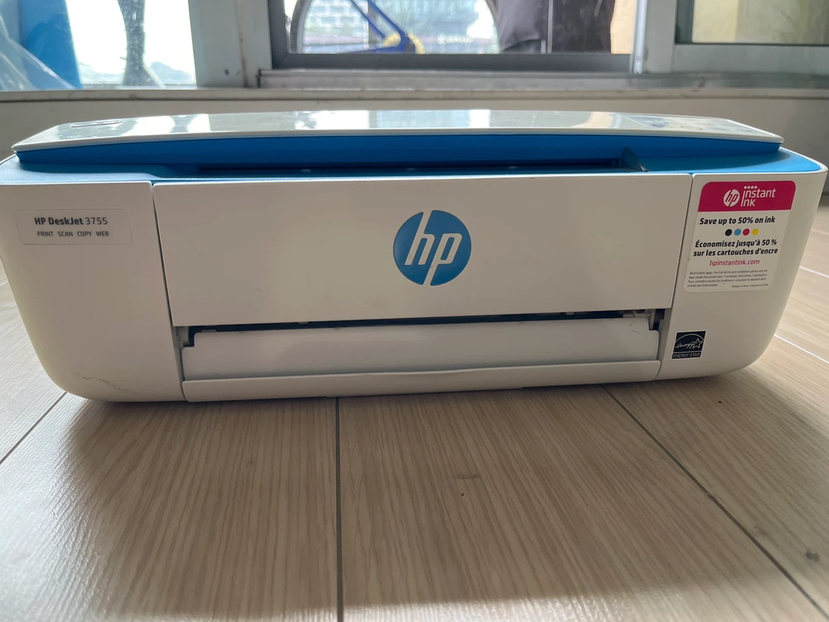 HP DeskJet 3755 All-in-One Printer - photo 2