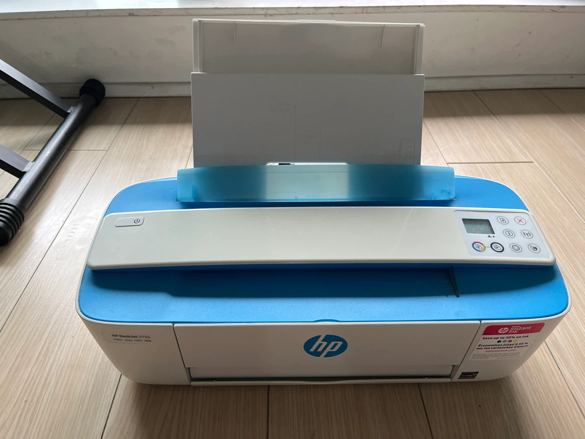 HP DeskJet 3755 All-in-One Printer - photo 4
