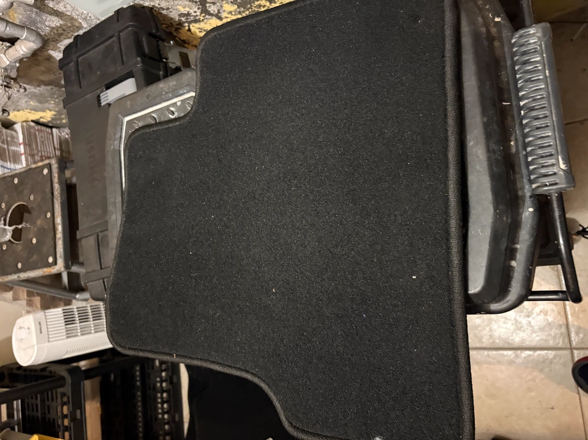Jeep Black Floor Mats - photo 3