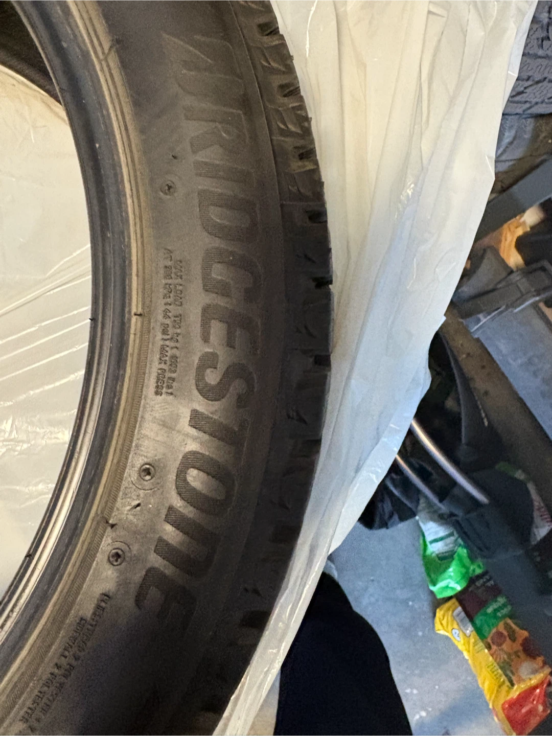 Set of 4 Bridgestone Blizzak WS90 Tires 245/45R19 - photo 3