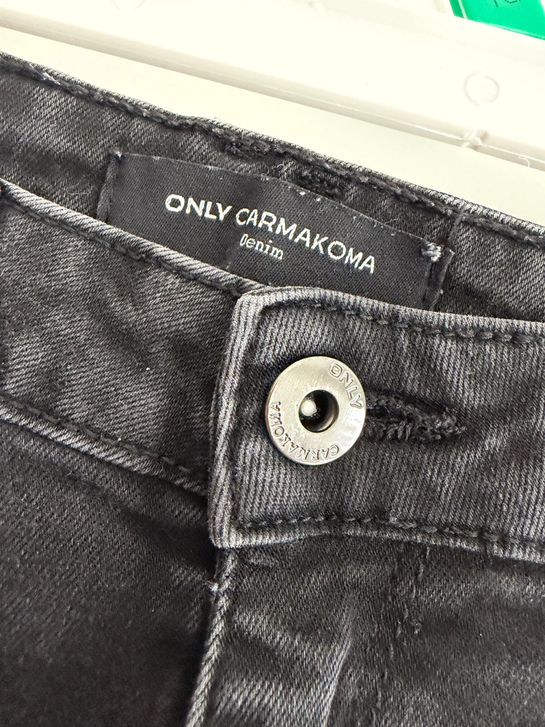 Women Only Carmakoma Black Jeans - photo 4