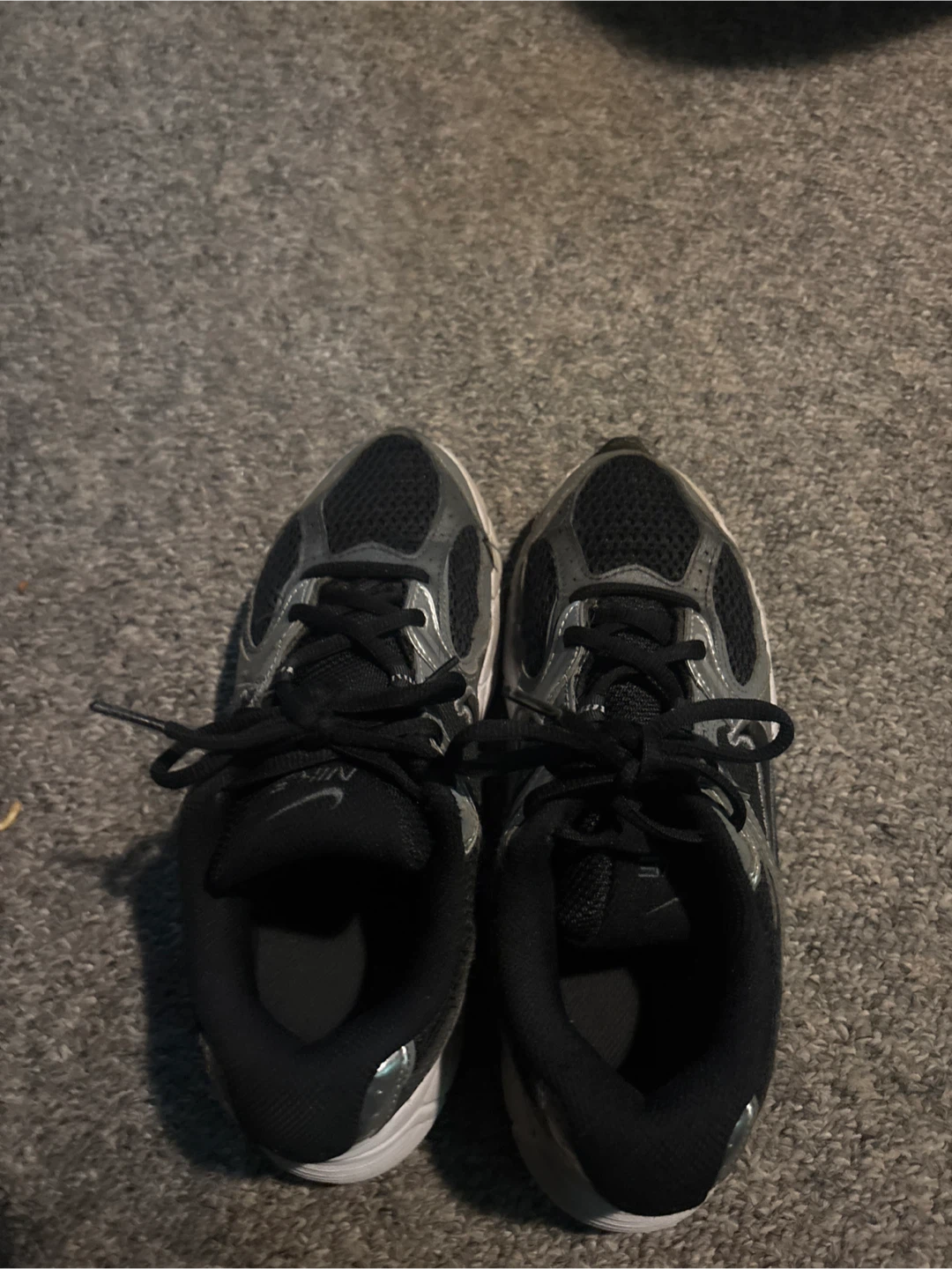 Nike Black and Silver Running Shoes size 5.5