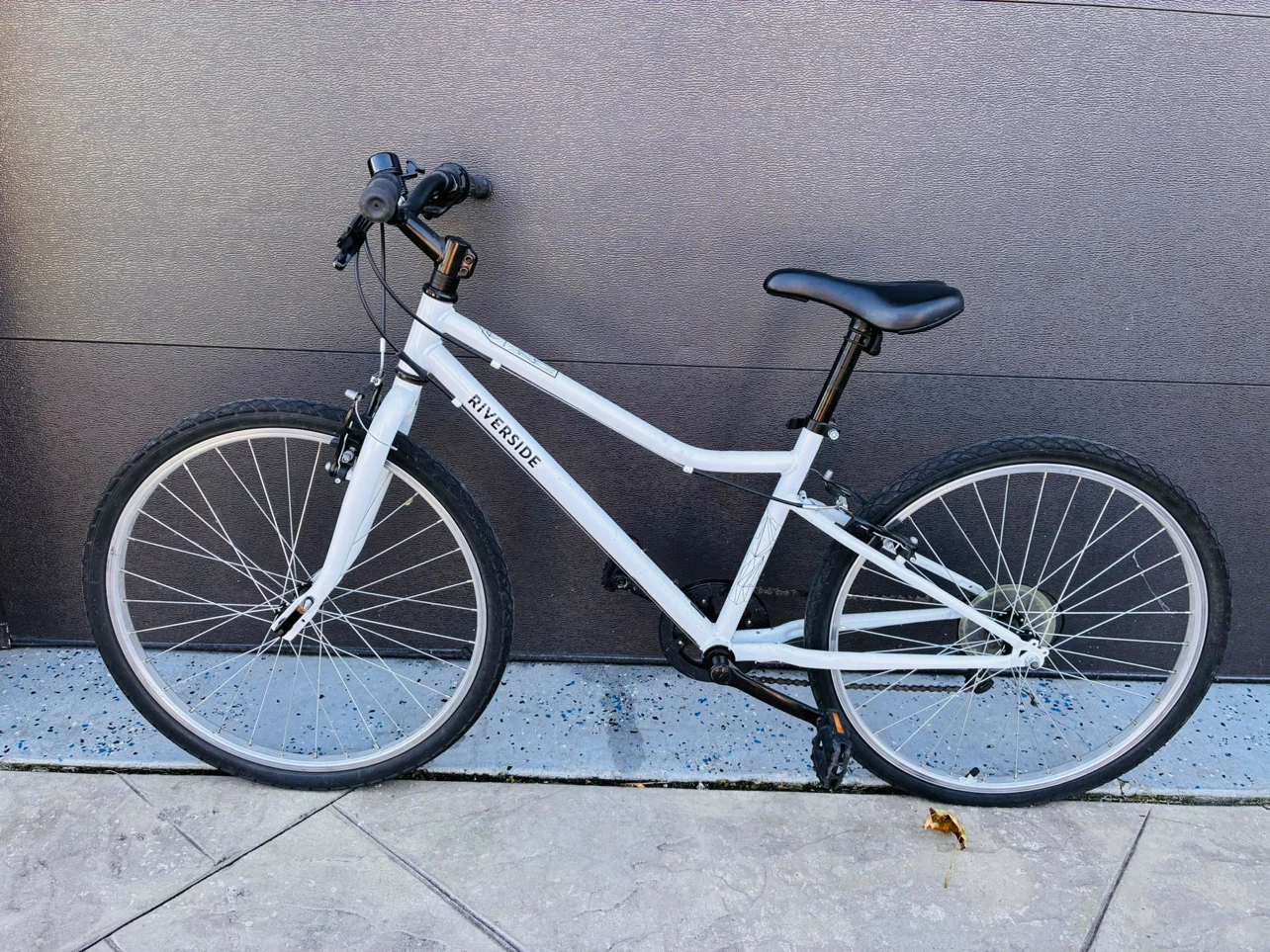 B'Twin Riverside Bicycle
