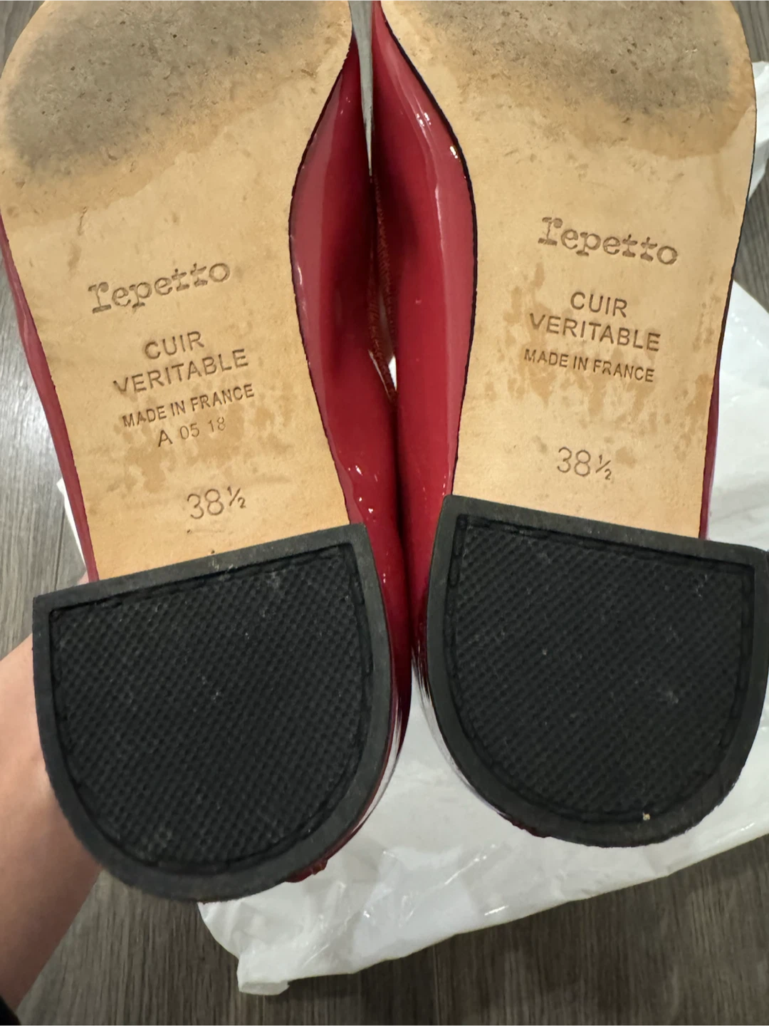 Repetto Red Patent Leather Ballet Flats - photo 4