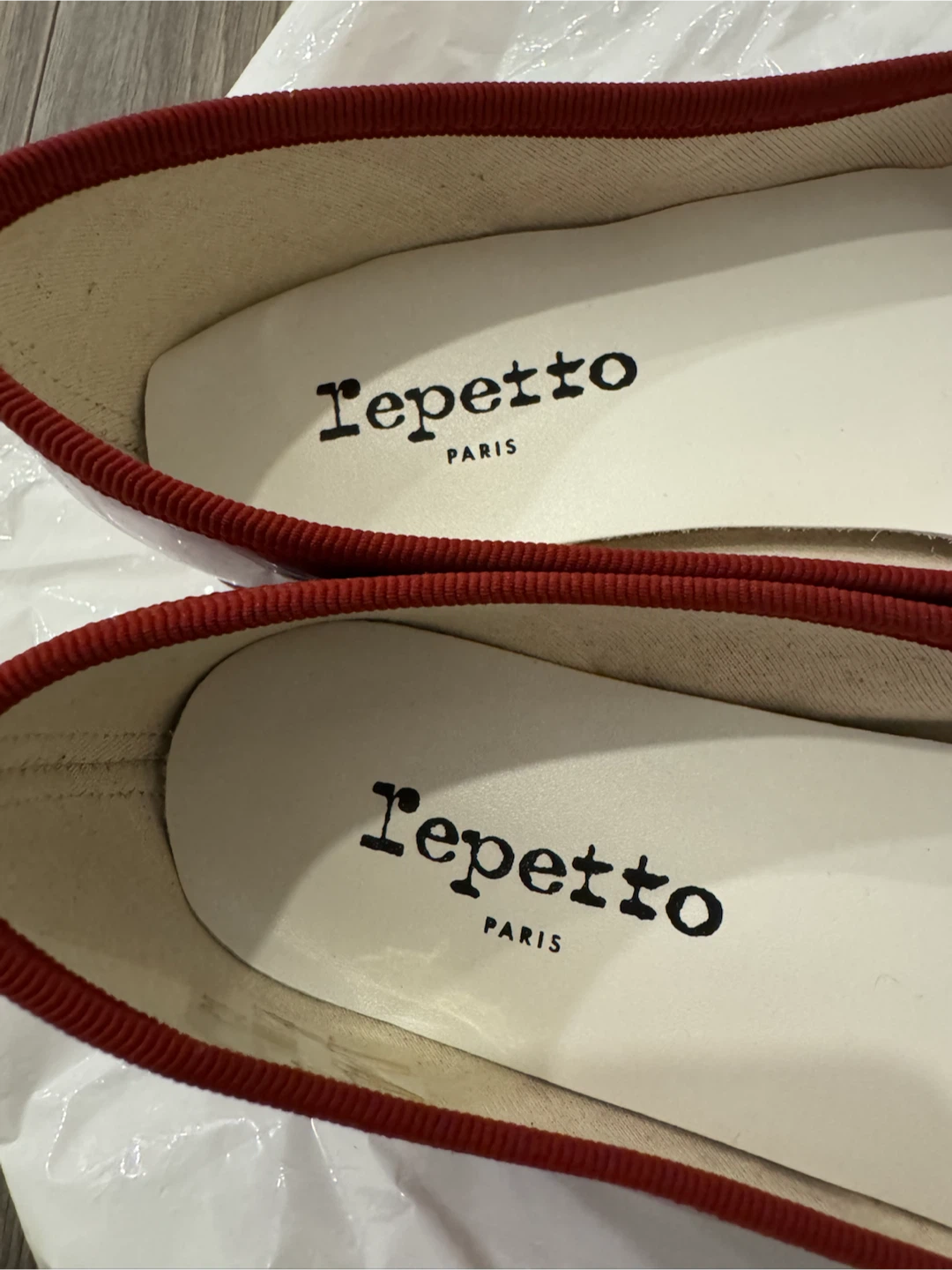 Repetto Red Patent Leather Ballet Flats - photo 5