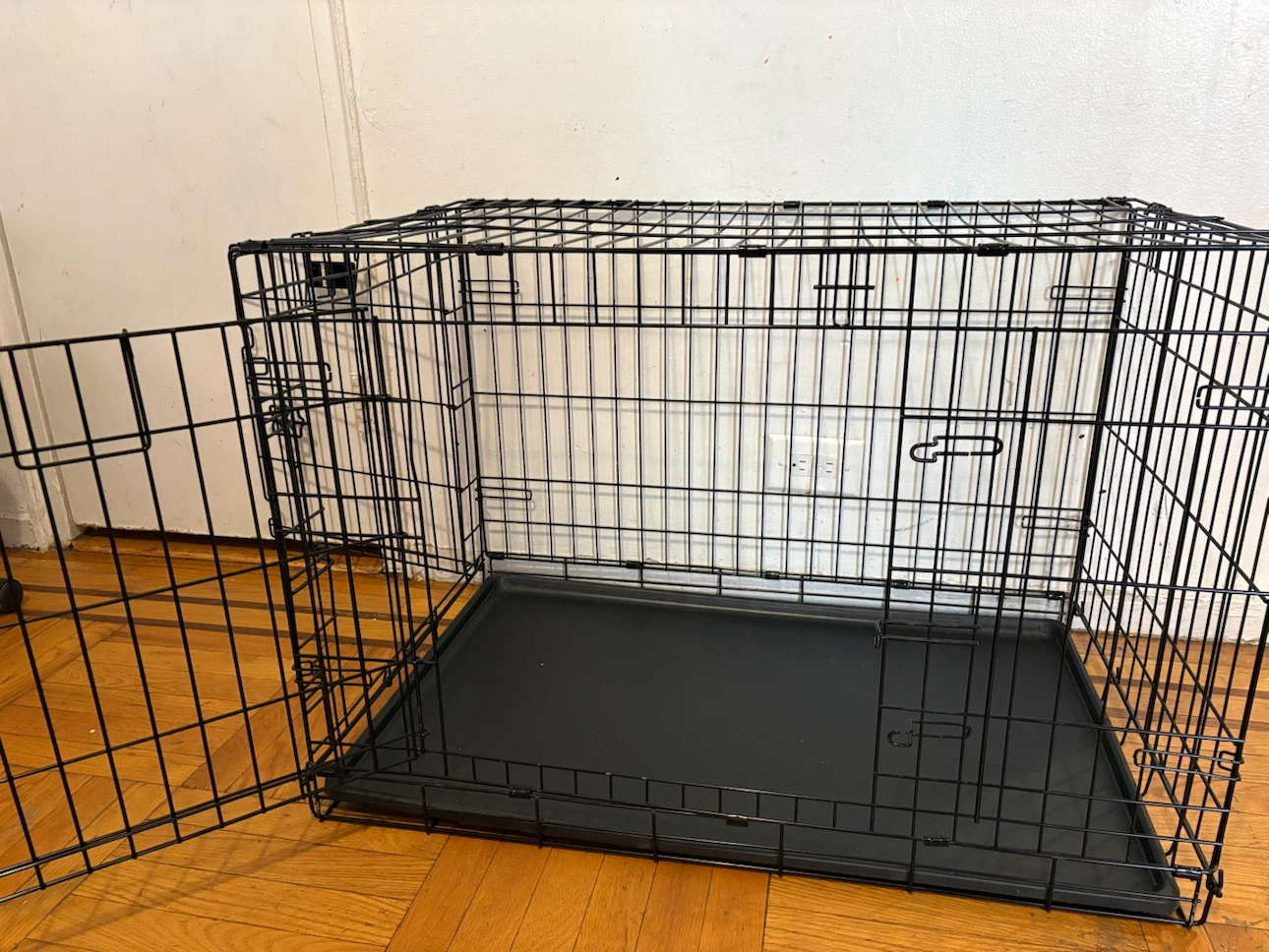 Collapsible Metal Dog Crate