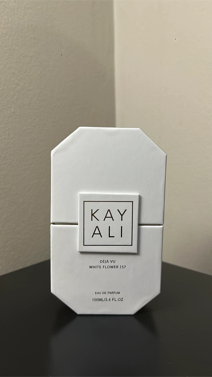 Kayali Deja Vu White Flower 57 Eau de Parfum 100ml