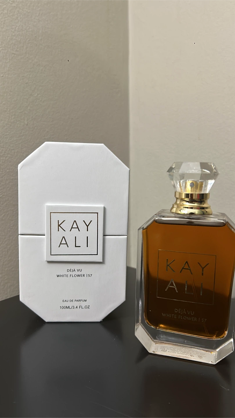 Kayali Deja Vu White Flower 57 Eau de Parfum 100ml - photo 3